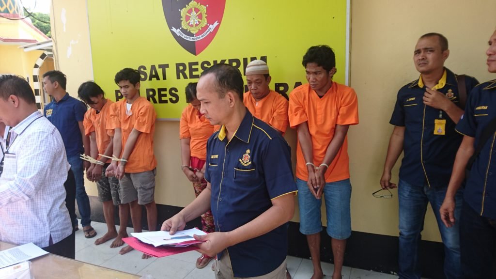 4 Tersang Curas Ditangkap Polsek Lima Puluh, Korban Digirin Dijalan PTPN IV TIU