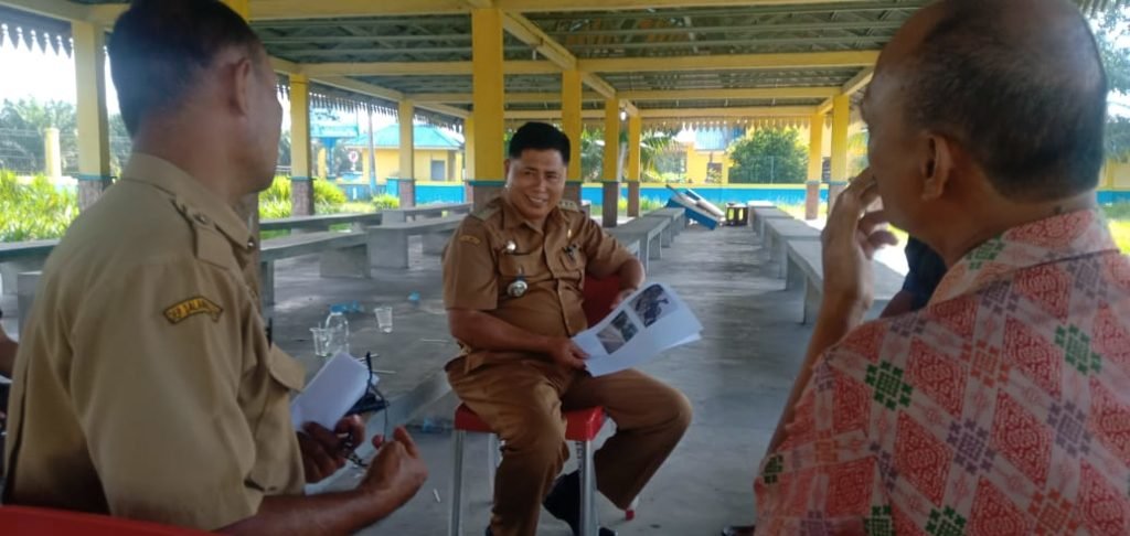 Camat Tanah Datar Segera Panggil Mantan Kades Perk Petatal dan Mantan Pj