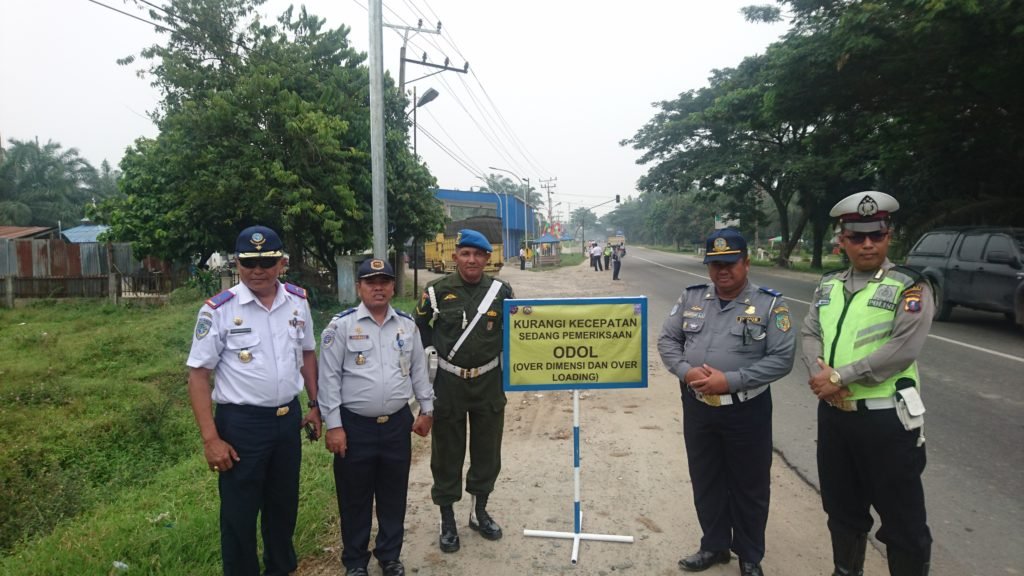 UPPKB Dolok Estate Periksa Truck ”ODOL” Bebas Melintas