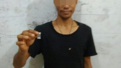 Simpan Paket Sabu, Pemuda Ini Ditangkap Polsek Labuhan Ruku