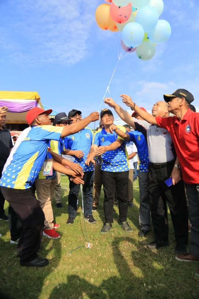 Cari Bakat Muda, Bupati dan Wakil Buka Turnamen Sepak Bola