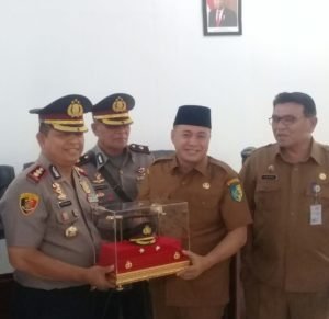 Bupati Dukung Polres Tertibkan Pedagang Jalinsum