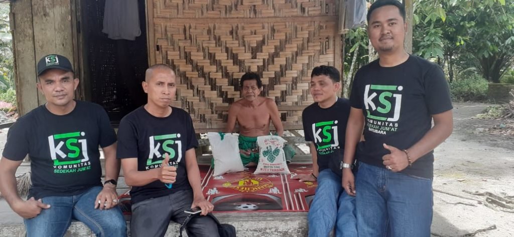 KSJ Binaan Bupati dan Kapolres Sambangi Dhu’afa dan Jompo