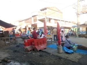 Camat Minta Pedagang Ikan Ujung Bom Tertib Berjualan