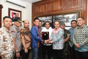 Penlok Pengembangan Pelabuhan Kuala Tanjung Diteken Bupati