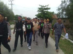 KSJ Bersama Kapolres dan Ketua Kadin Batubara Sambangi Kaum Dhuafa Desa Guntung