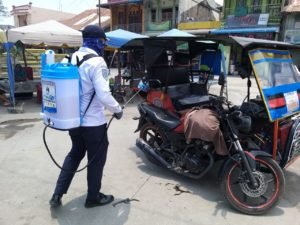 Dishub Batubara Semprot Cairan Pembasmi Bakteri dan Virus