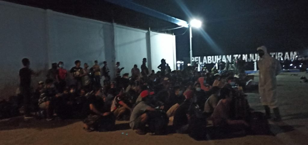 Lewat Jalur Tidak Resmi, TKI Ilegal Terdampar Tiga Hari ditengah Laut