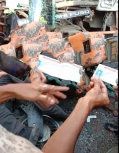 Laka Beruntun, Pengendara Vario Tewas Berlumuran Darah