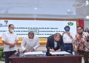 Bupati Saksikan MoU Gubsu Bangun PLTGU 6 X 800 MW di Batubara