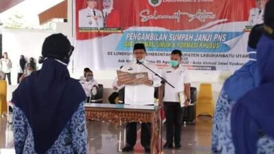 Bupati Labura Lantik 216 PNS