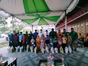 Resmikan Posko Pemenangan, Paslon Hebat Santuni Anak Yatim dan Du’afa