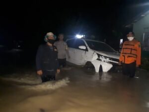 Air 2,5 Meter, 165 Rumah Merbau Selatan Terendam