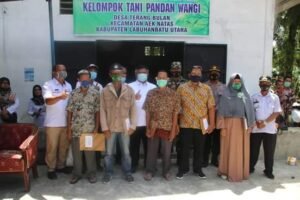 100 Ton Gabah Disalurkan Pada Kelompok Tani Labura