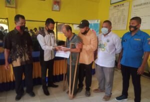 Pemdes Bogak Salurkan BLT DD Tahap lV