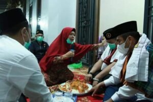 Masyarakat Tanjung Pasir Doakan ‘Hebat’ Menang di Labura