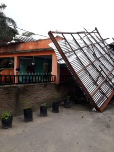 Hujan Disertai Angin, Atap Rumah Warga Tanjung Seri Batubara Terbang