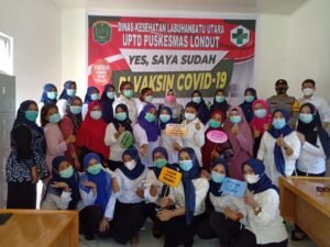 UPTD Puskesmas Londut Labura Vaksin 50 Nakes