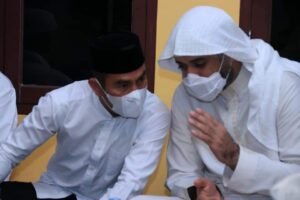 Wabup Labura Bersama Istri Ikuti Tabligh Akbar Syaikh Muhammad Jabeer