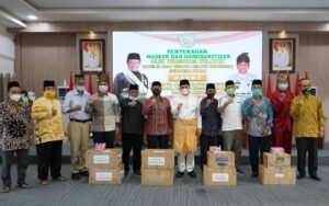 PW MABMI Sumut Serahkan Masker dan Hand Sanitizer di Batubara