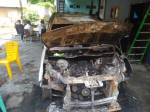 Gudang Mobil Ketua Bawaslu Batubara Terbakar, Avanza dan Barang Lain Gosong