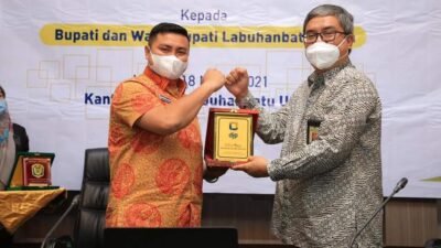 Bupati Labura Ajak Masyarakat dan Perusahaan Taat Pajak