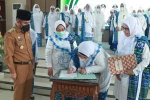 Wabup Labura Harapkan BKMT Jadi Wadah Pembina Umat Menuju Islam Kaffah