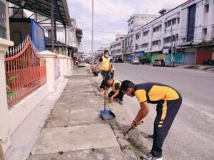 Sat Narkoba Labuhanbatu Baksos di Mesjid Baiturahman