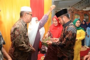 Pulang Kampung Halaman, Wabup Labura di ‘Upah – Upah’