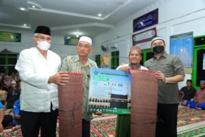 Safari Ramadhan di Mesjid Al Musohadah Desa Sukarame, Ini Kata Bupati Labura