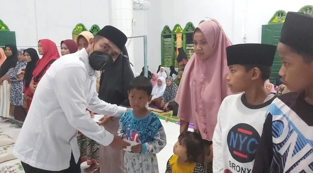 Safari Ramadhan, Wabup Labura Pesan Jauhi Anak Dari Petasan