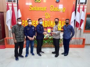 Nasdem Labura Beri Penghargaan Kapolres Labuhanbatu