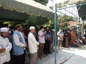 Kades Tanah Tinggi Meninggal, Bupati Batubara Datangi Rumah Duka