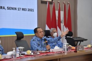 Rakor Dengan Nakes Batubara, Kelurahan Lima Puluh Zona Merah