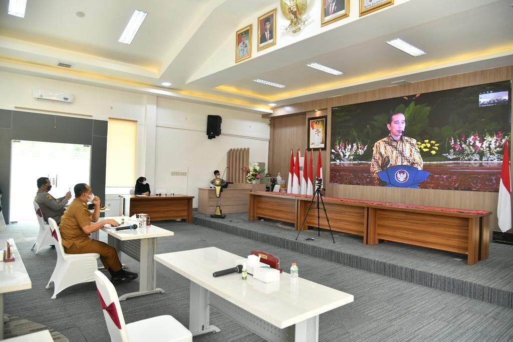 Bupati, Kapolres dan Forkopimda Batubara Rakor Bersama Presiden Secara Virtual