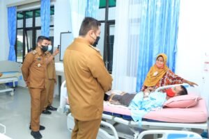 Bupati Labura: Lapor Saya Jika Pelayanan RSUD Aek Kanopan Kurang Memuaskan