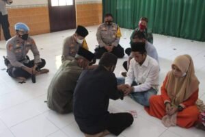 Kapolres Labuhanbatu Jadi Saksi Pernikahan Tahanan