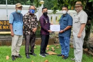 Wabup Labura Terima Donasi Palestina dari PT Socfindo Aek Pamingke