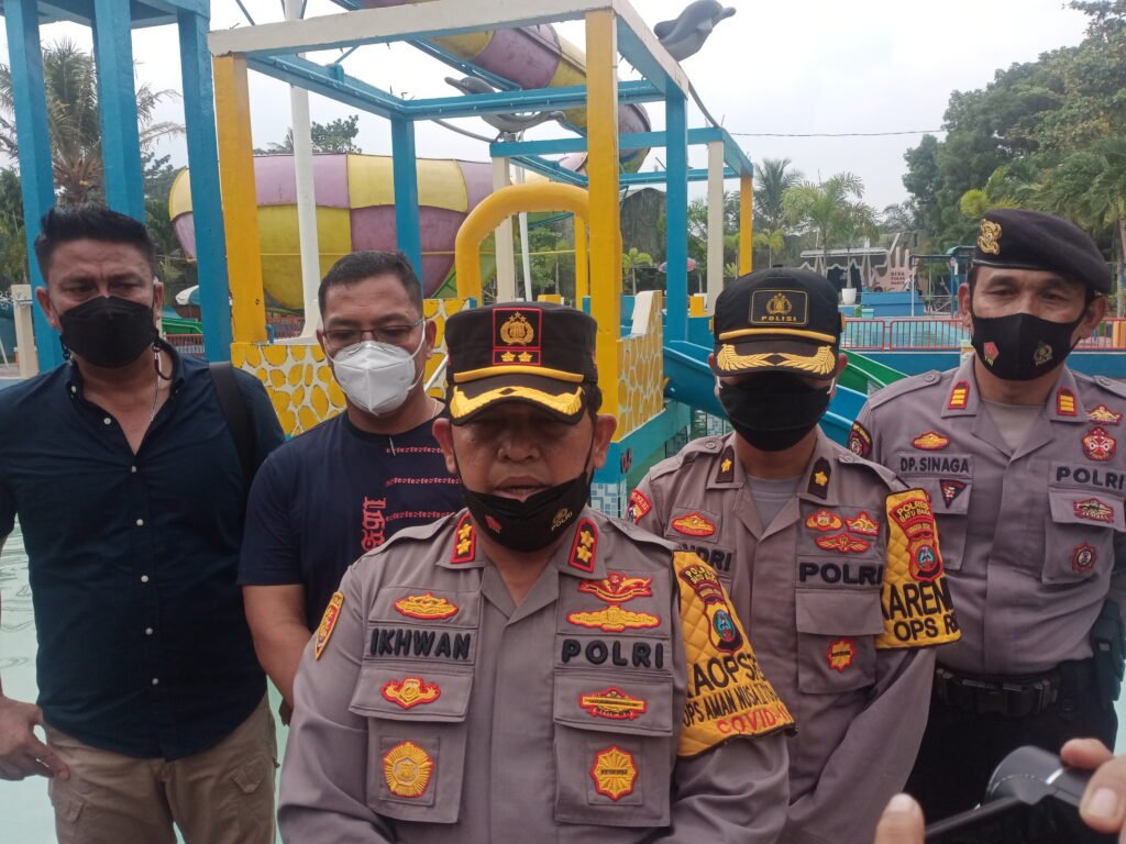 Langgar Prokes, Kolam Renang Desa Tanjung Kuba Ditutup Polres Batubara