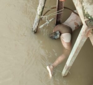 Ini Ciri – Ciri Mayat Pria Mengapung di Sungai Desa Kuala Indah