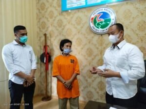 IRT Tukang Jahit Labura Ini Ditangkap Under Cover Buy