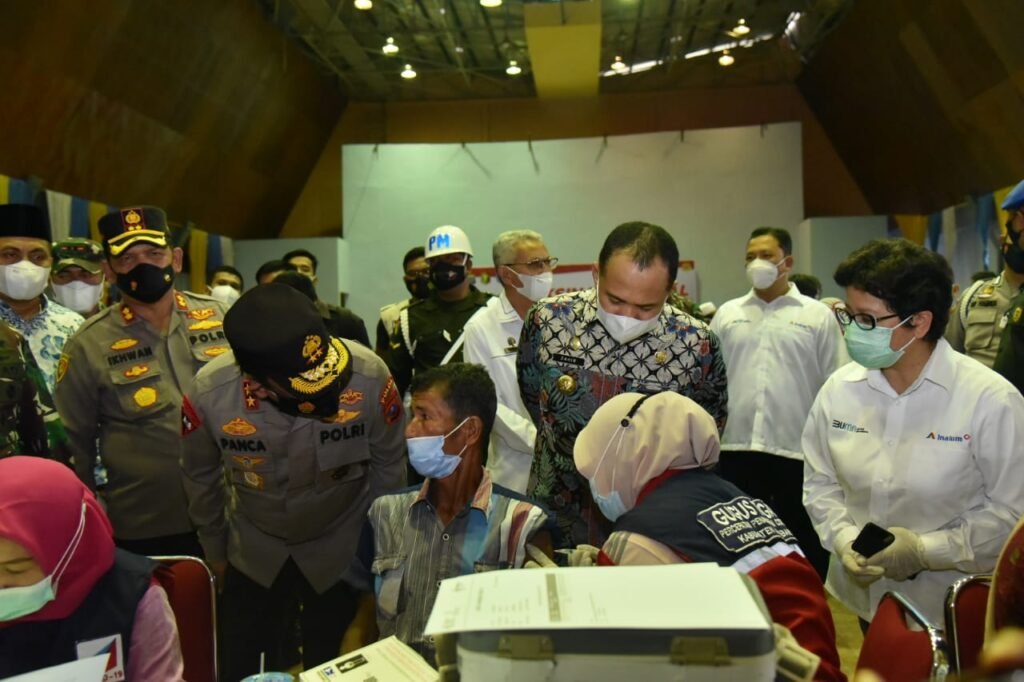 Kapolres Batubara Sambut Kapoldasu dan Pangdam 1 BB Tinjau Vaksinasi Massal