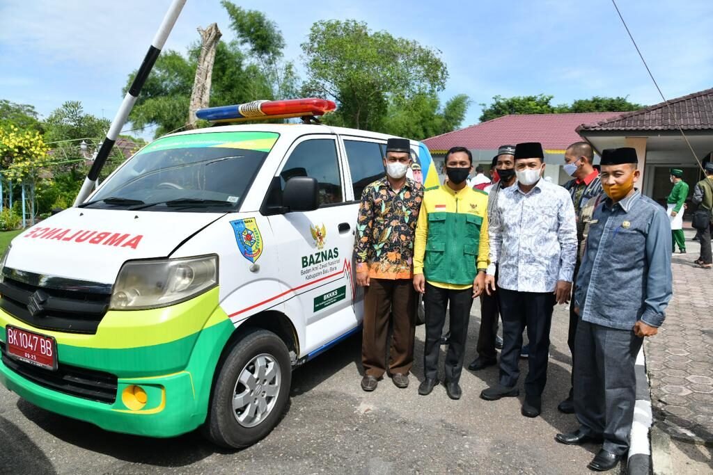 Bupati Batubara Serahkan 11 Sepeda Motor dan 3 Mobil