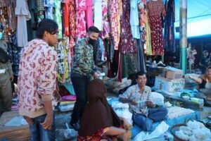 Wabup Labura, di Pekan Kampung Pajak dan Aek Kota Batu