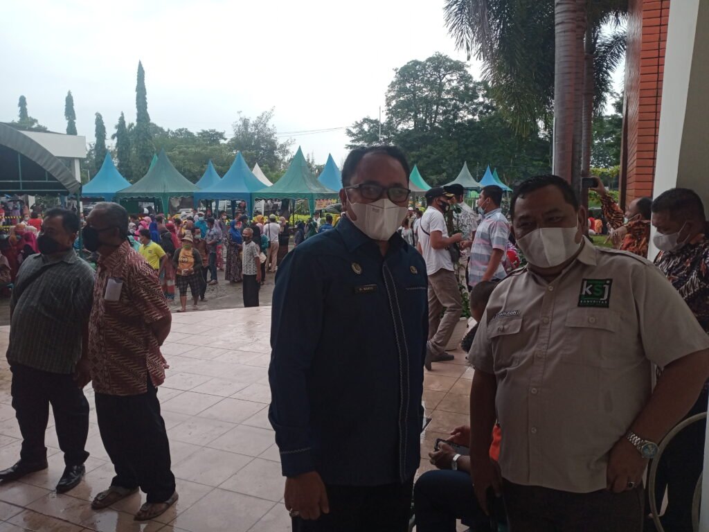 Ribuan Lansia Batubara Ikut Vaksinasi massal di Inalum