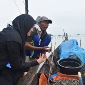 Ketua TP PKK Batubara Dengarkan Keluhan Nelayan Kerang