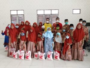 Idul Adha, DPC PDIP Batubara Berbagi ke Anak Yatim dan Kaum Dua’fa