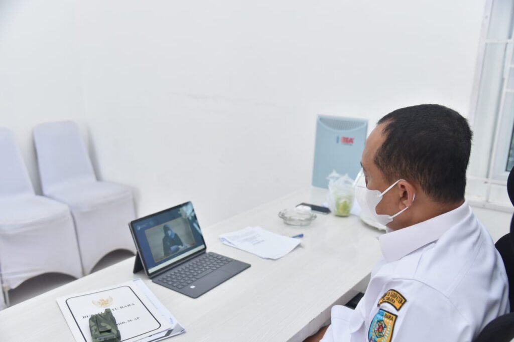 Bupati Batubara Launching Platform Sahabat Guru