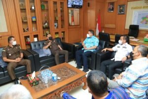 Bupati Labura Bersama Wakil Silaturahmi Dengan Kajari Labuhanbatu