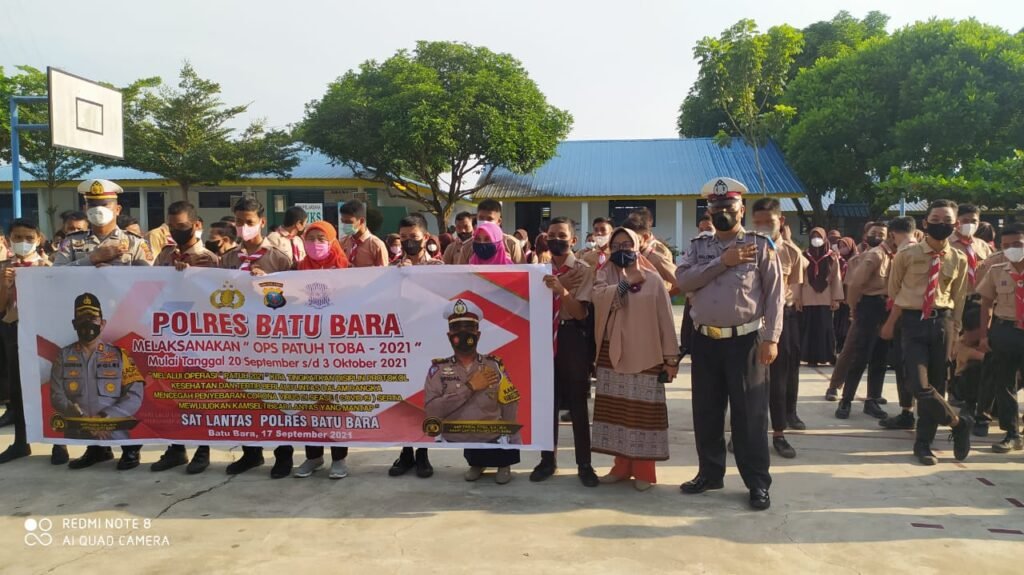 Ops Patuh Toba, Sat Lantas Batubara Sosialisasi Prokes di SMPN 1 Lima Puluh